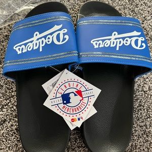 Los Angeles Dodgers slide on sandals